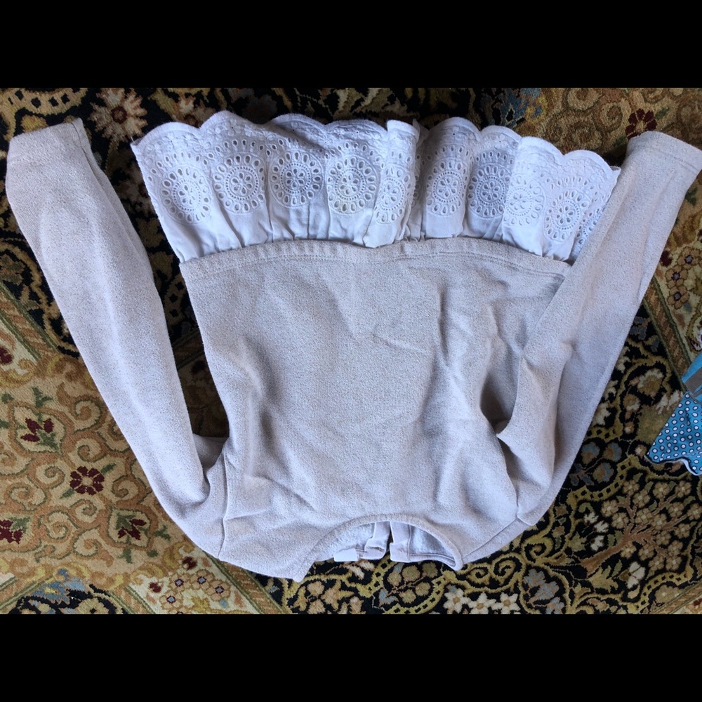 GAP sweater with lace bottom - 5